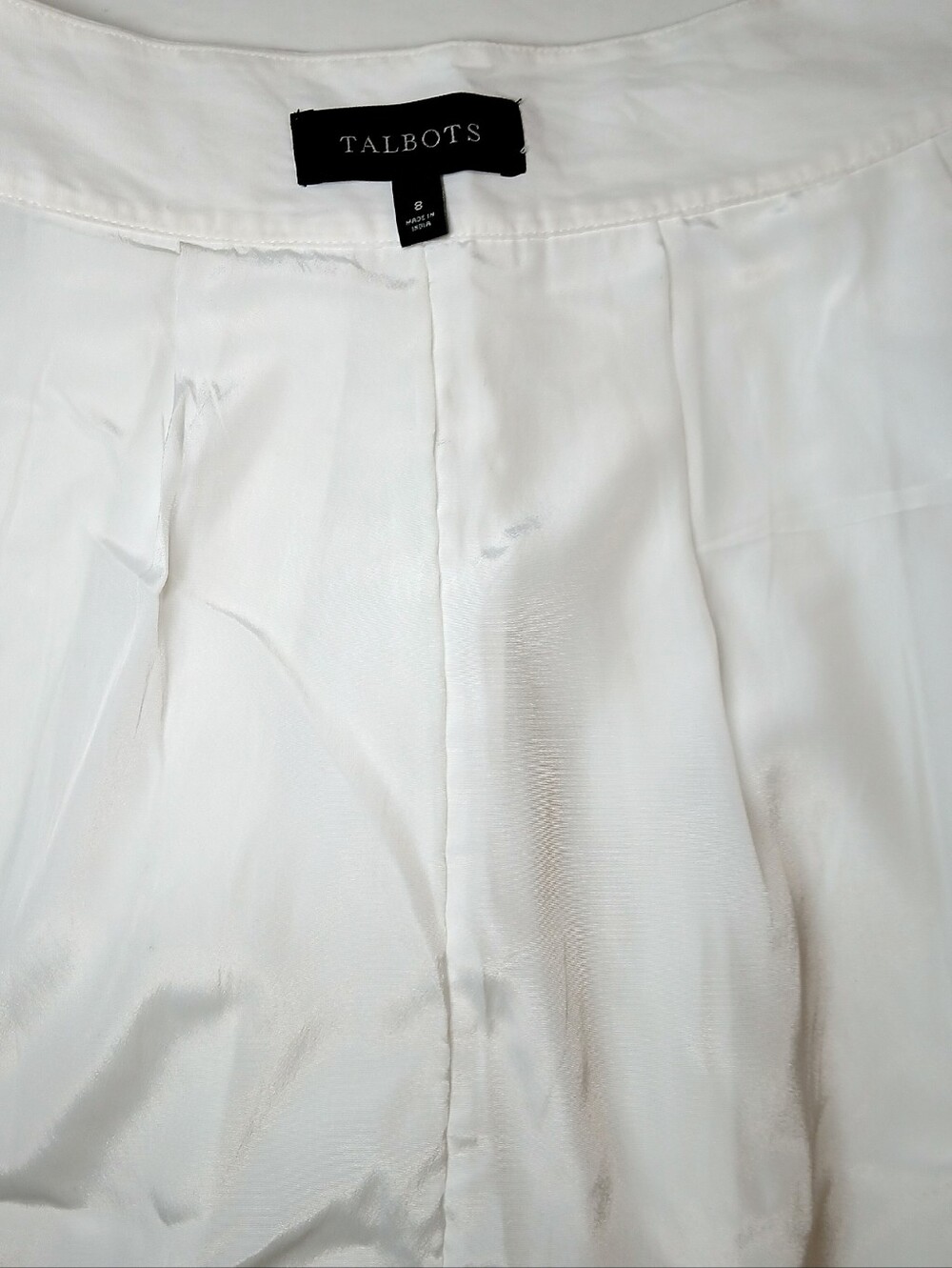 Talbots Size 6 Skirt Bell Pleated  Lined Side Slit and Zipper Black White Floral - Picture 12 of 13
